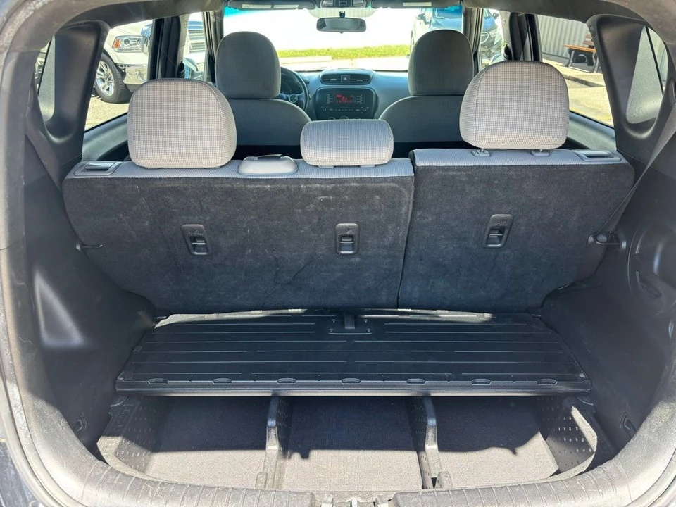 2015 Kia Soul - Image 18 of 21