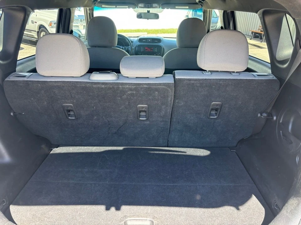 2015 Kia Soul - Image 19 of 21