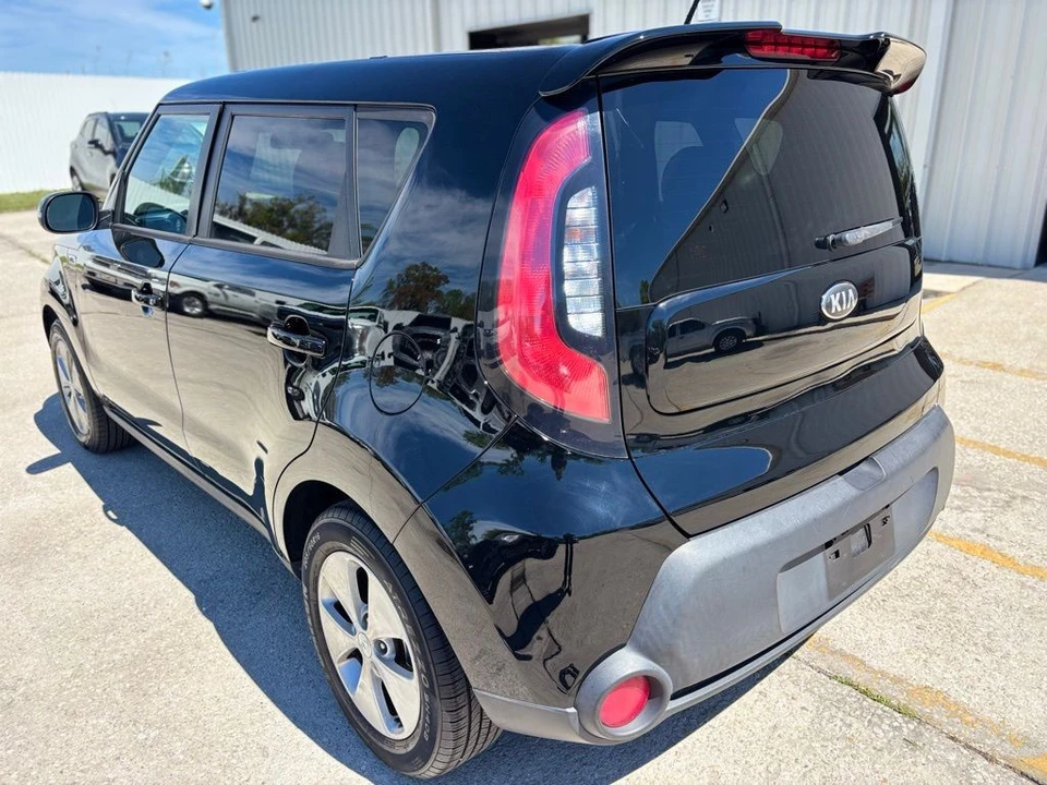 2015 Kia Soul - Image 3 of 21