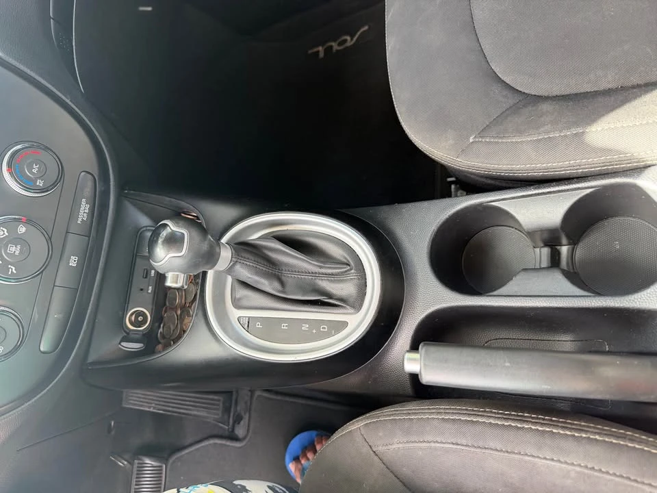 2015 Kia Soul - Image 7 of 12