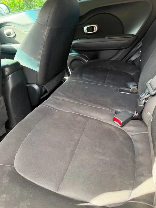2015 Kia Soul - Image 8 of 12