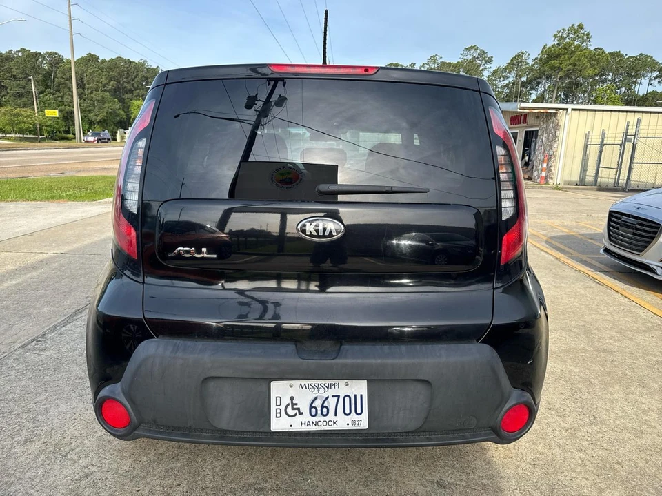 2015 Kia Soul - Image 12 of 25