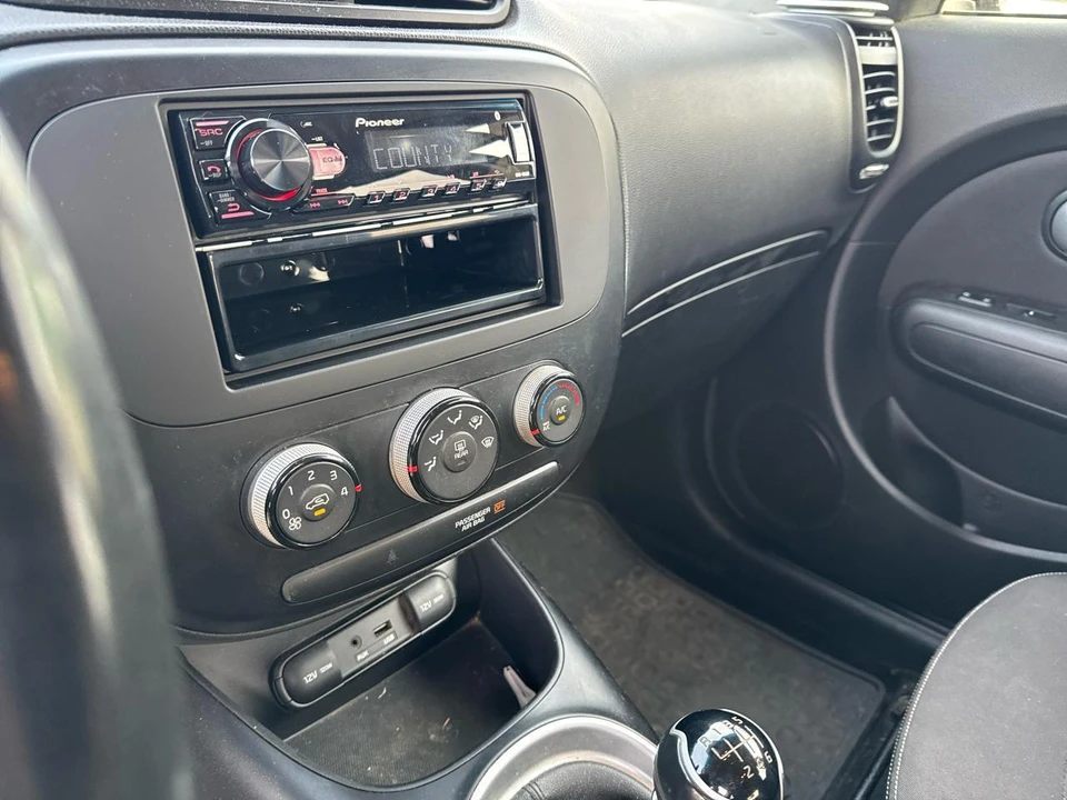 2015 Kia Soul - Image 24 of 25