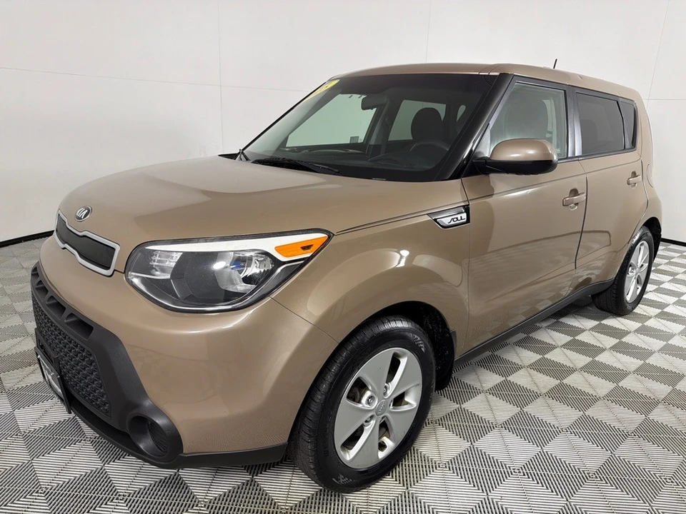 2015 Kia Soul - Image 9 of 21