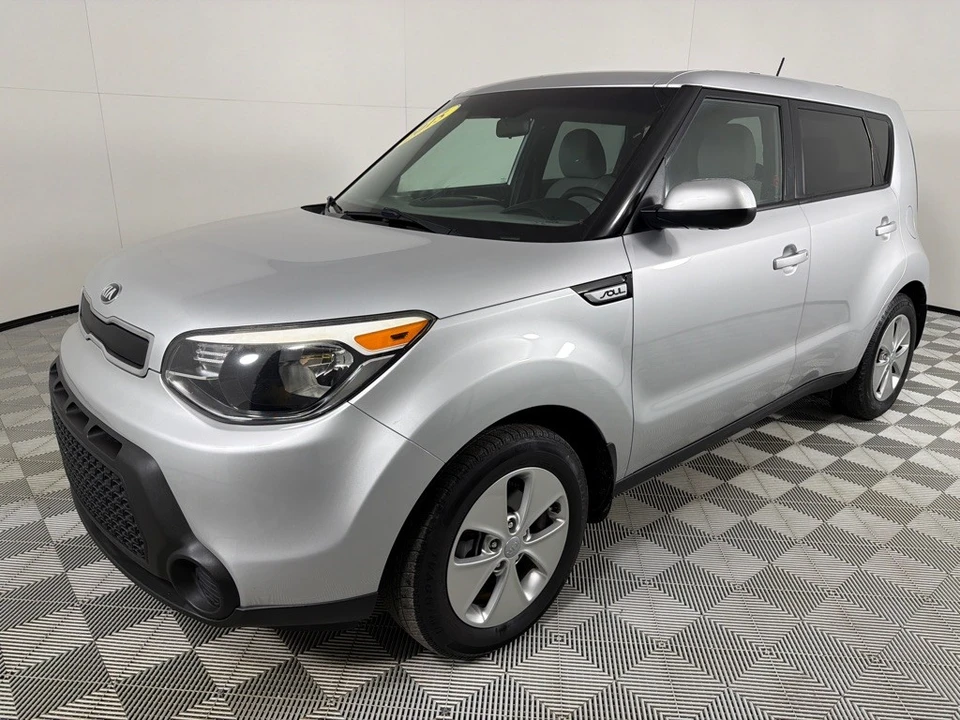 2015 Kia Soul - Image 9 of 12