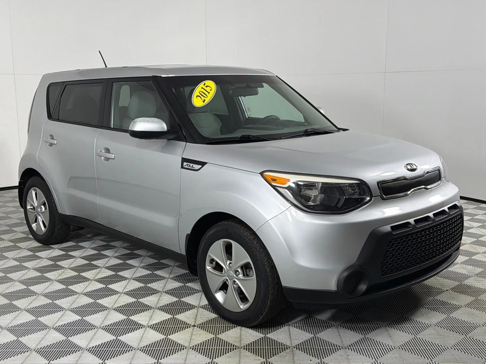 2015 Kia Soul - Image 3 of 12