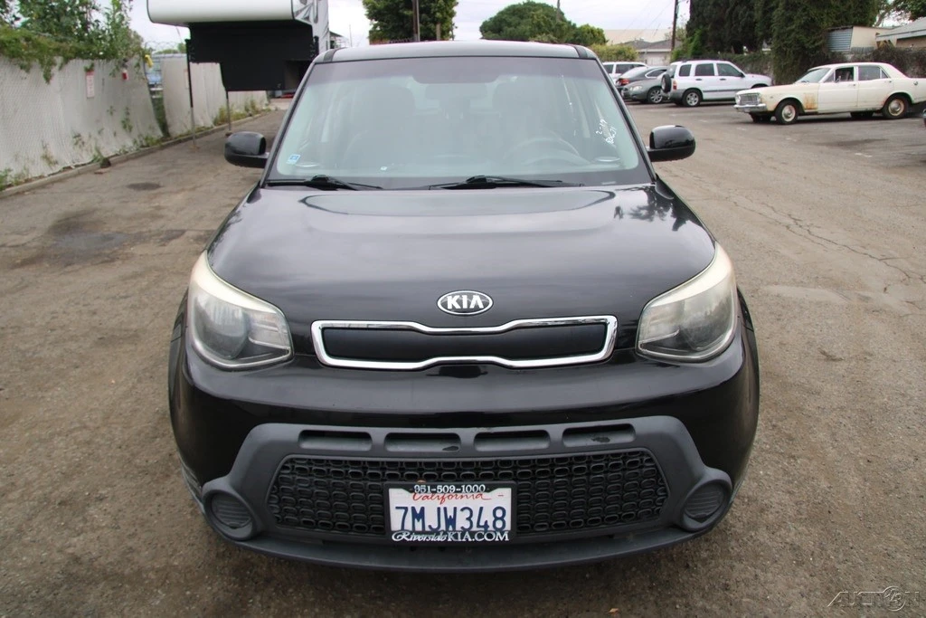 2015 Kia Soul - Image 10 of 21