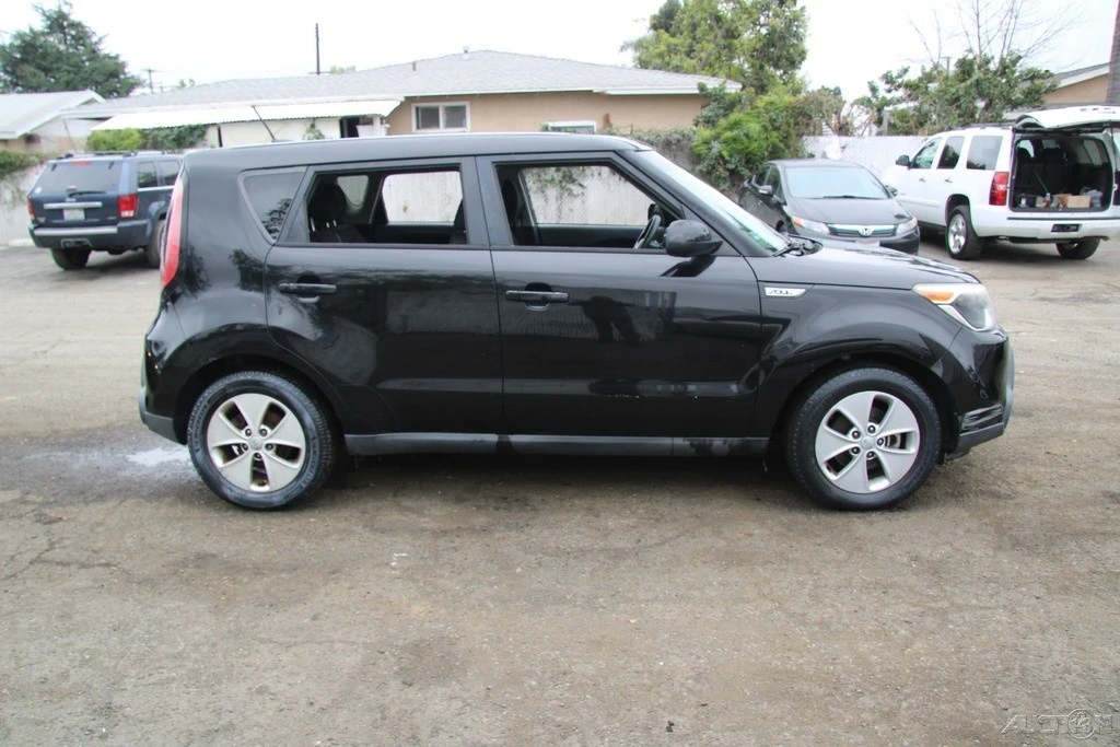 2015 Kia Soul - Image 8 of 21