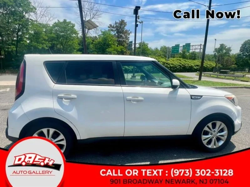 2015 Kia Soul - Image 8 of 12