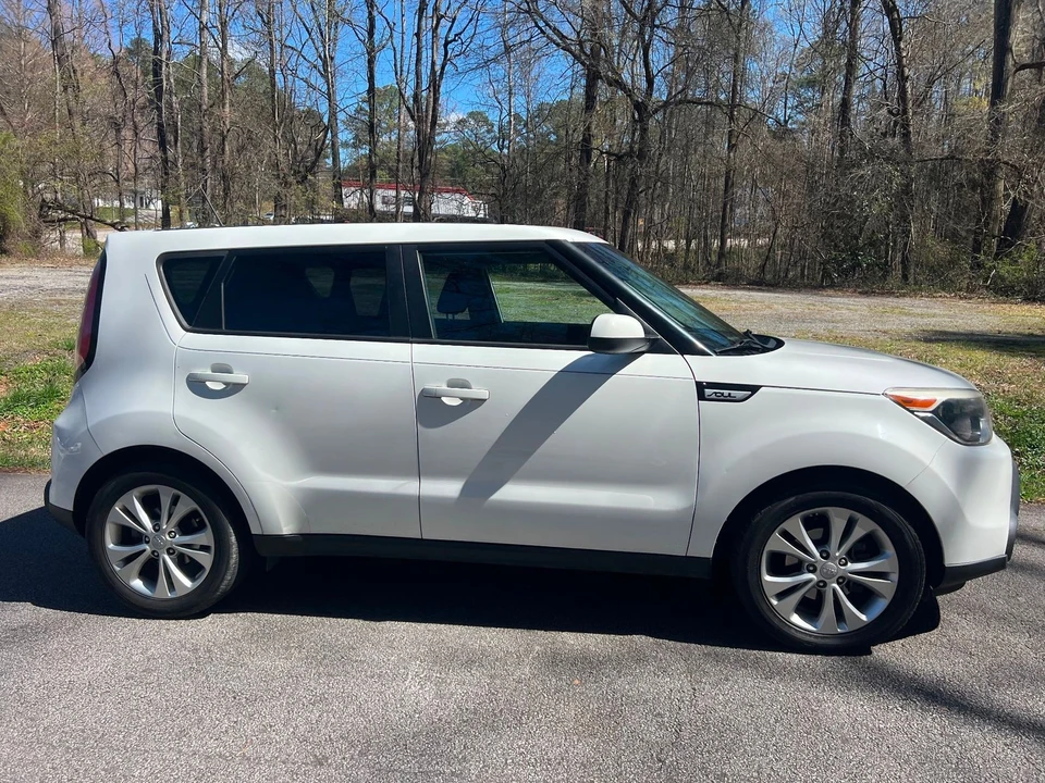 2015 Kia Soul - Image 4 of 12