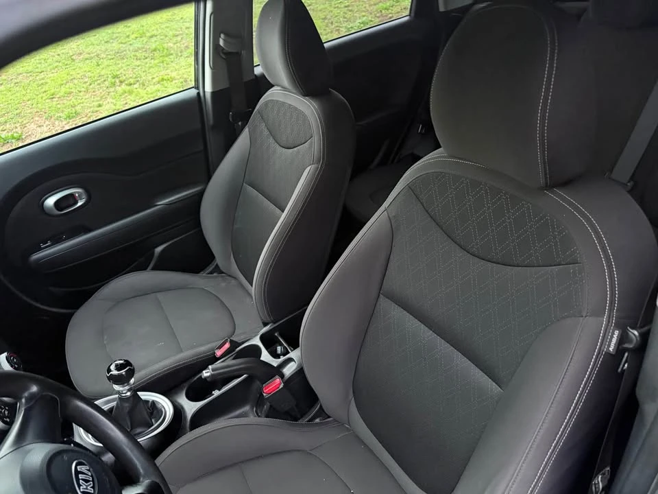 2015 Kia Soul - Image 4 of 8