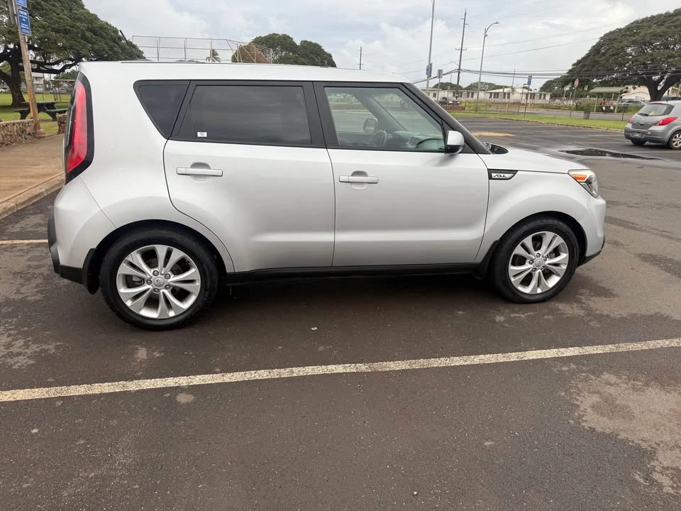 2015 Kia Soul - Image 3 of 10