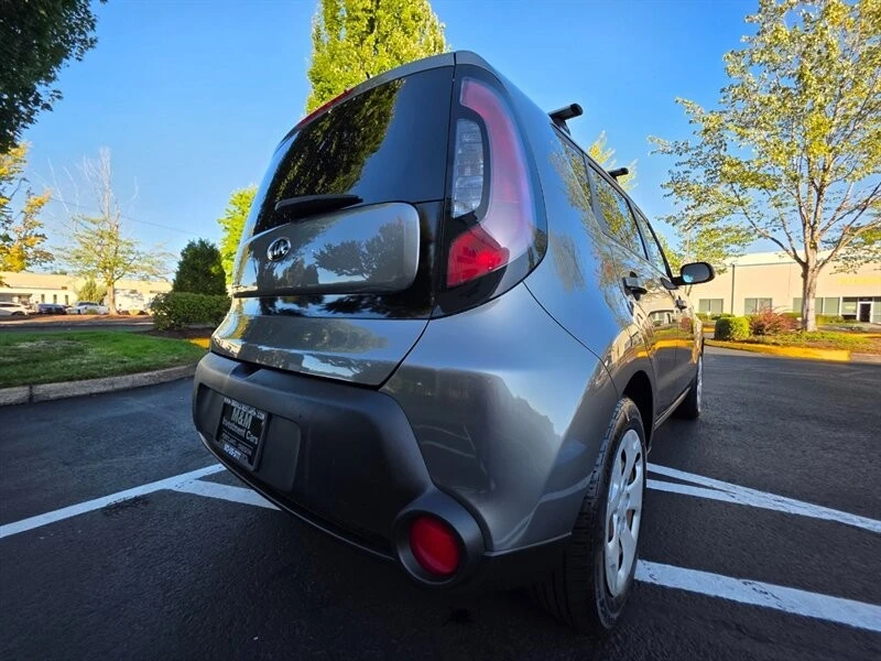 2015 Kia Soul - Image 10 of 21