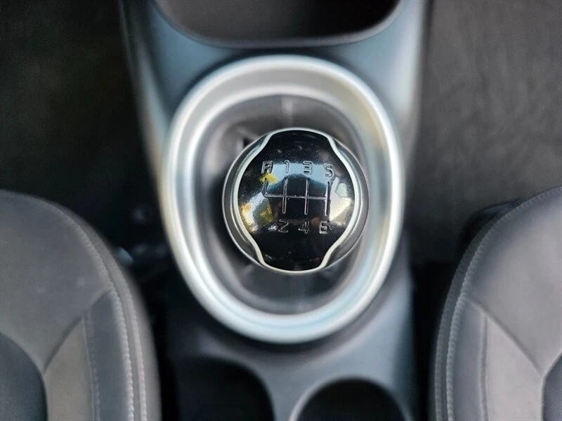 2015 Kia Soul - Image 18 of 21