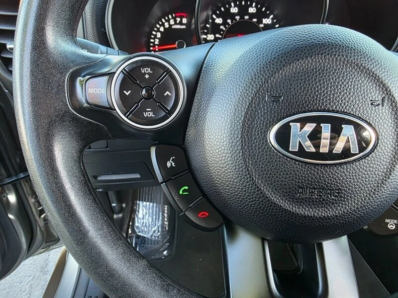 2015 Kia Soul - Image 19 of 21