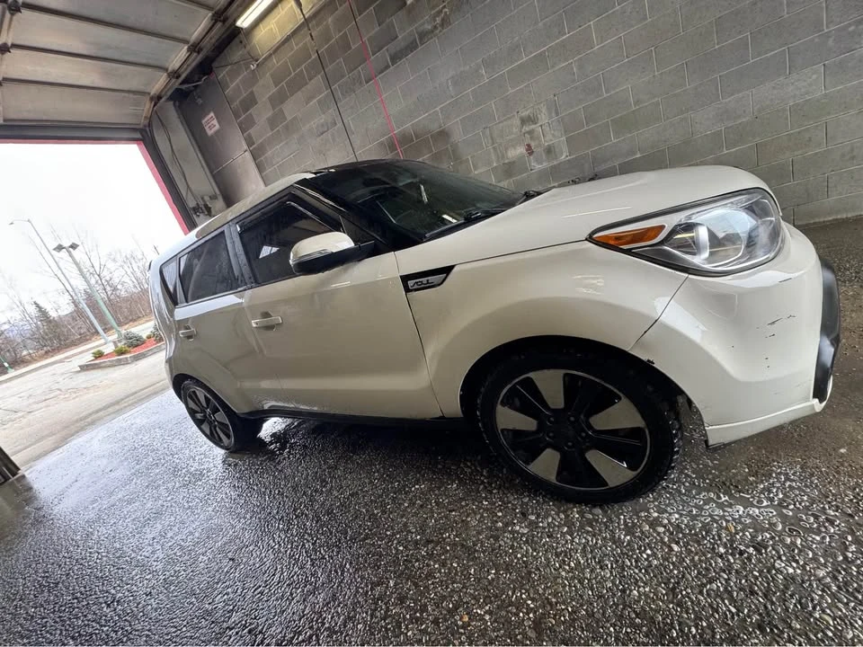 2015 Kia Soul - Image 3 of 9