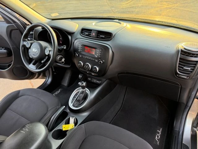 2015 Kia Soul - Image 19 of 21