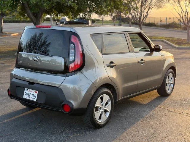 2015 Kia Soul - Image 9 of 21