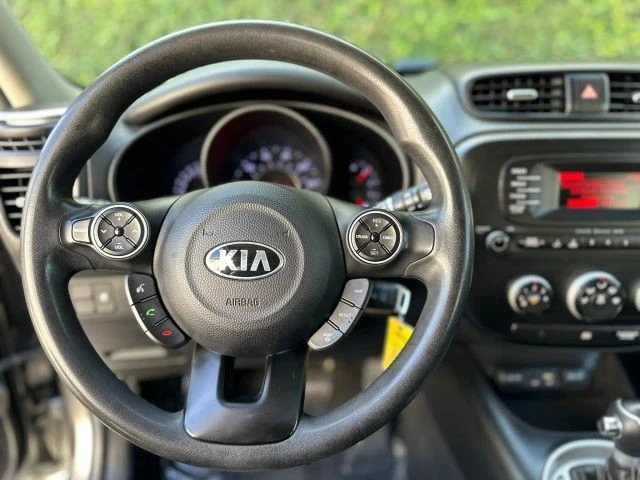 2015 Kia Soul - Image 19 of 21