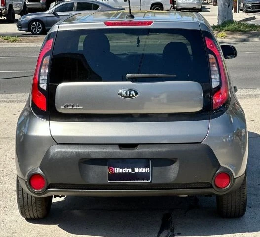 2015 Kia Soul - Image 6 of 21