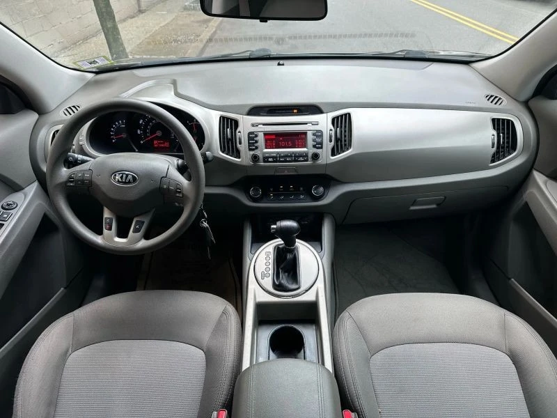 2015 Kia Sportage - Image 9 of 12