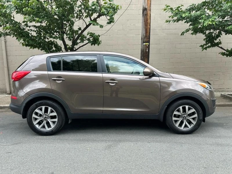 2015 Kia Sportage - Image 4 of 12