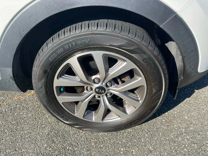 2015 Kia Sportage - Image 9 of 12