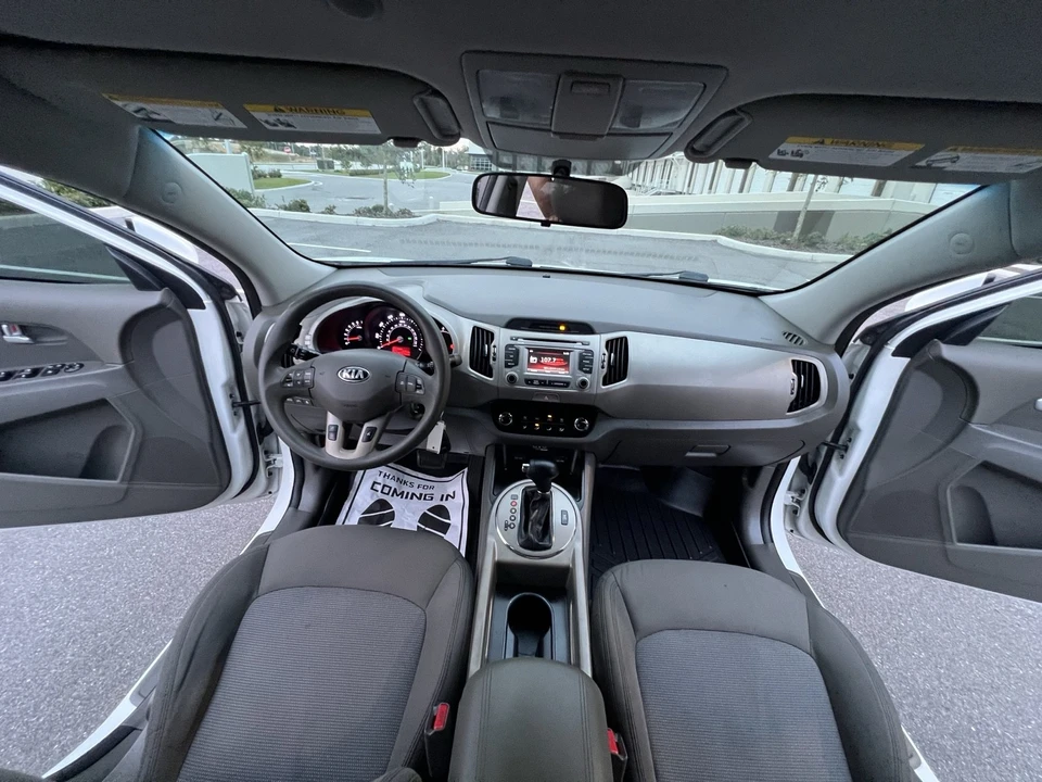 2015 Kia Sportage - Image 12 of 17