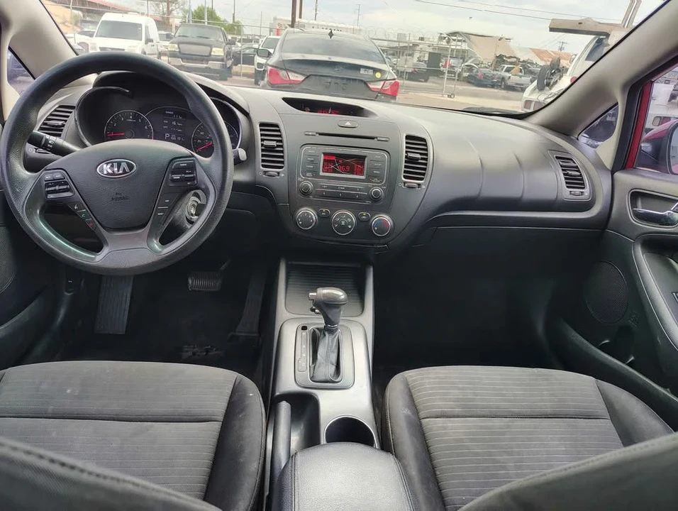 2015 Kia Forte - Image 4 of 6