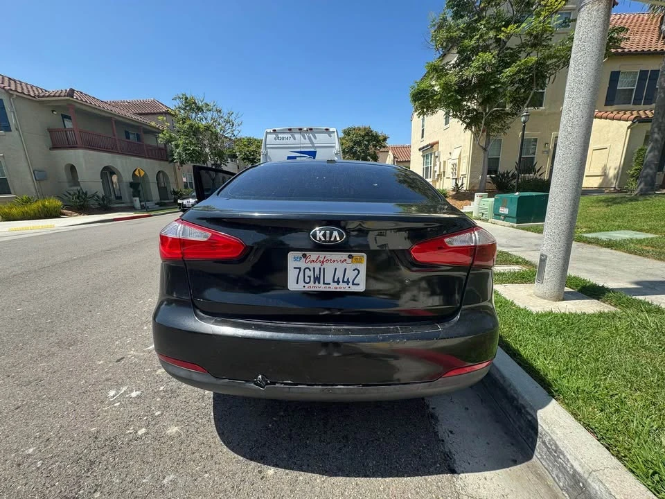 2015 Kia Forte - Image 2 of 7