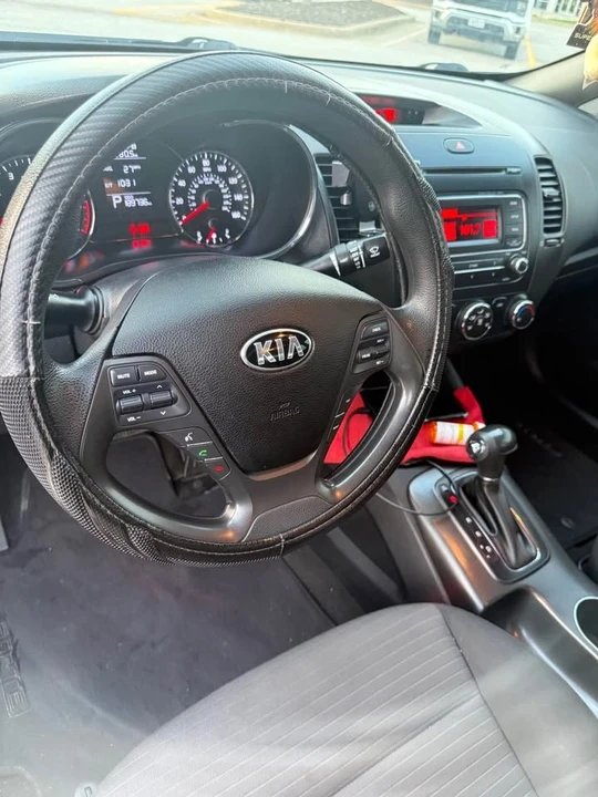 2015 Kia Forte - Image 6 of 7