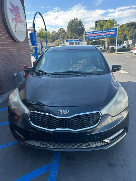 2015 Kia Forte - Image 4 of 5