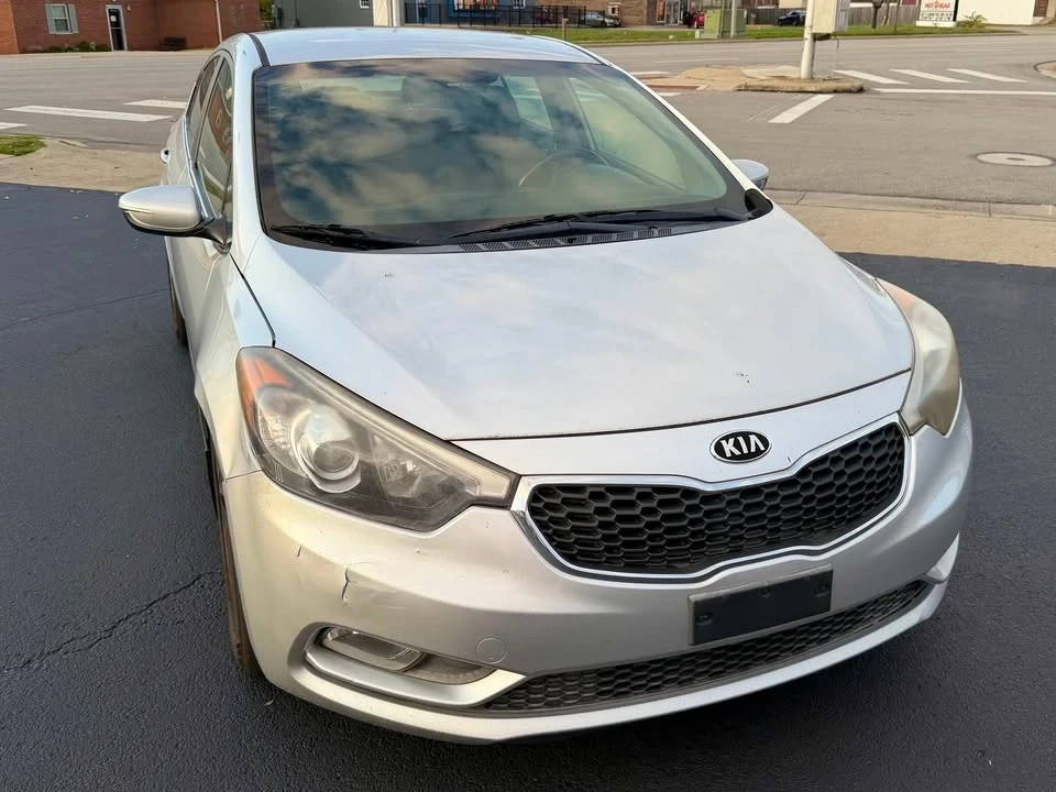 2015 Kia Forte - Image 3 of 12