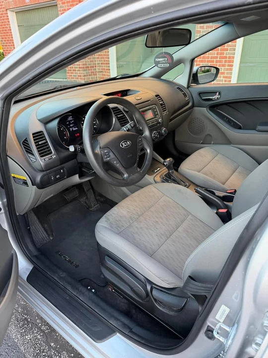 2015 Kia Forte - Image 5 of 6
