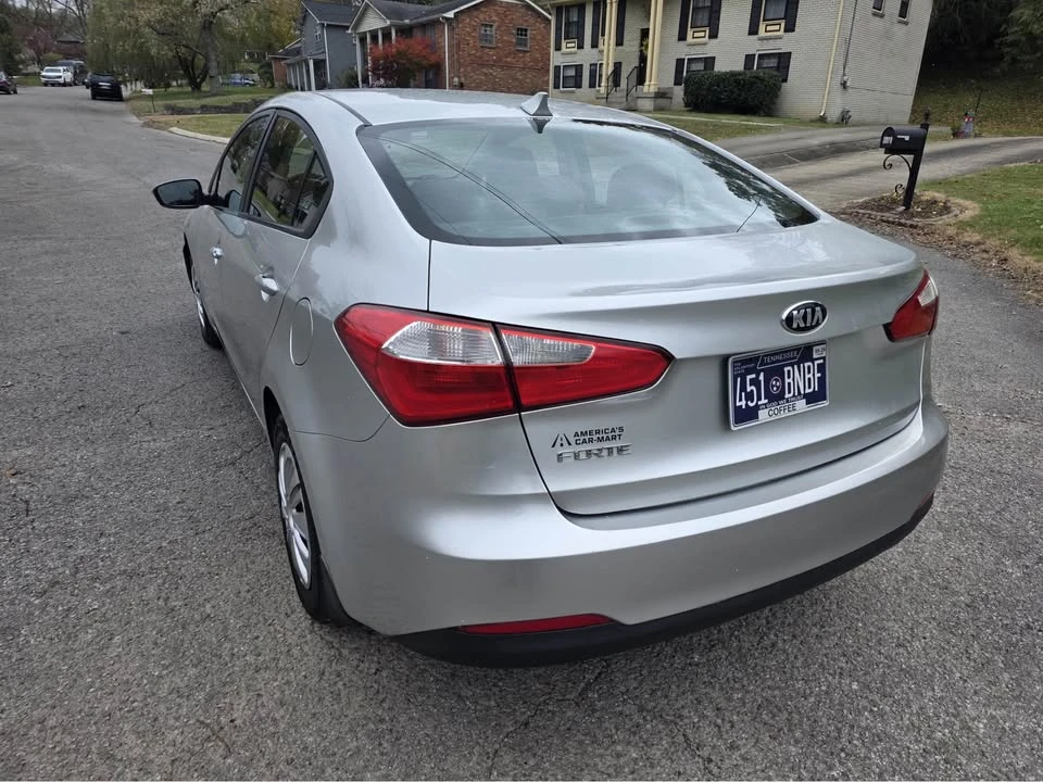 2015 Kia Forte - Image 3 of 13