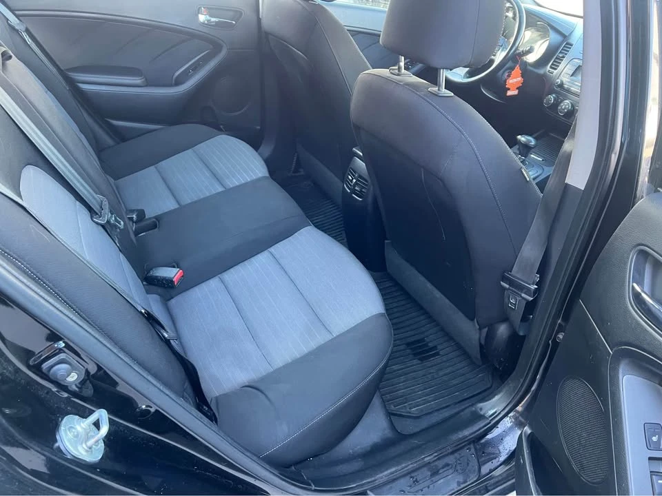 2015 Kia Forte - Image 13 of 15