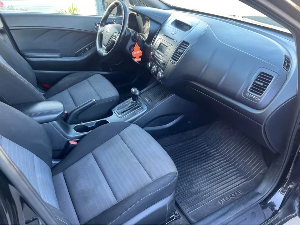2015 Kia Forte - Image 12 of 15