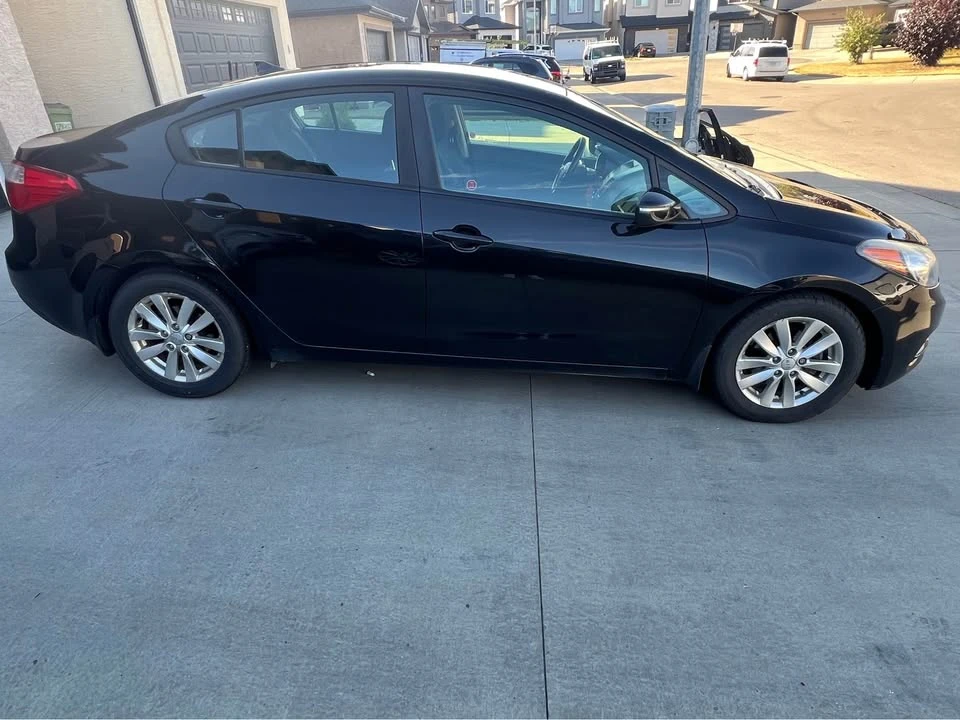 2015 Kia Forte - Image 4 of 15