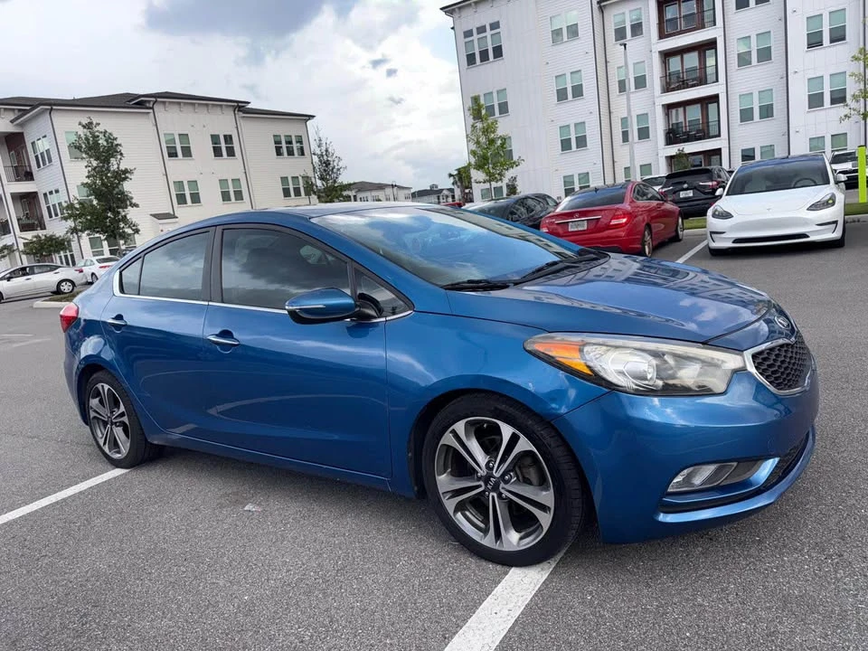 2015 Kia Forte - Image 2 of 7