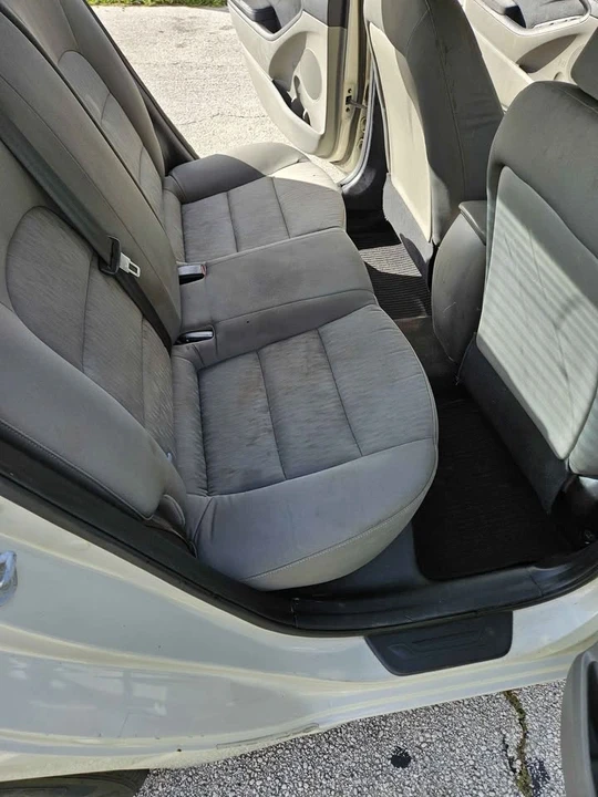 2015 Kia Forte - Image 10 of 12