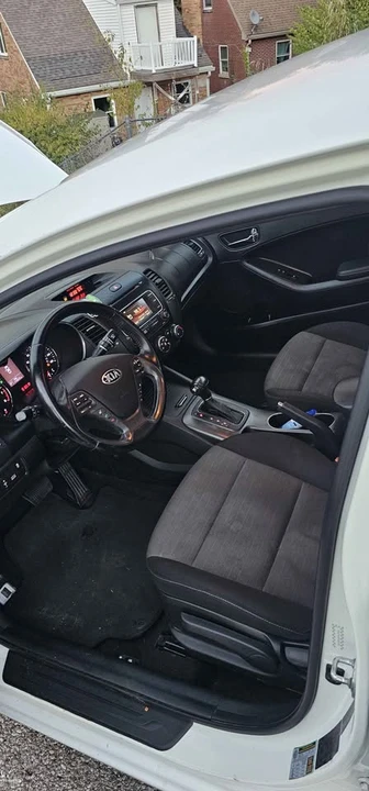 2015 Kia Forte - Image 7 of 8