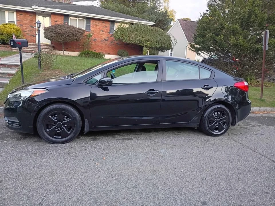 2015 Kia Forte - Image 2 of 6