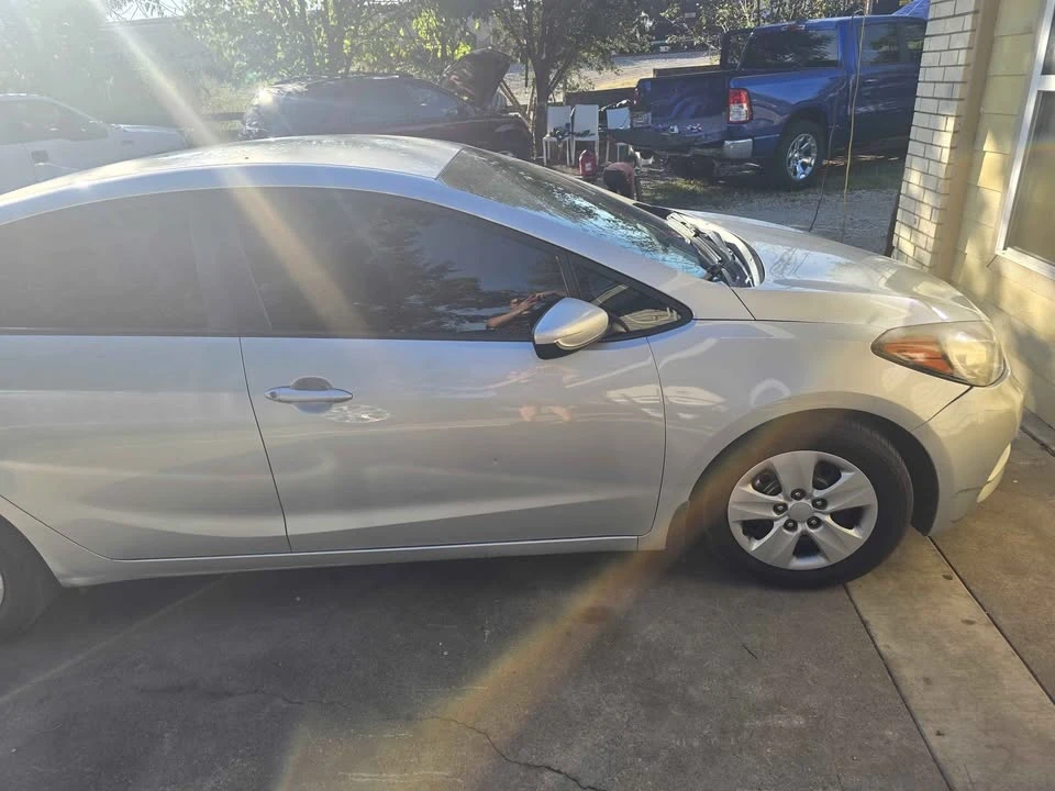 2015 Kia Forte - Image 3 of 7