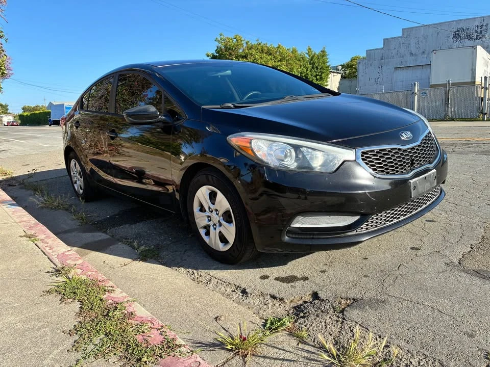 2015 Kia Forte - Image 4 of 7