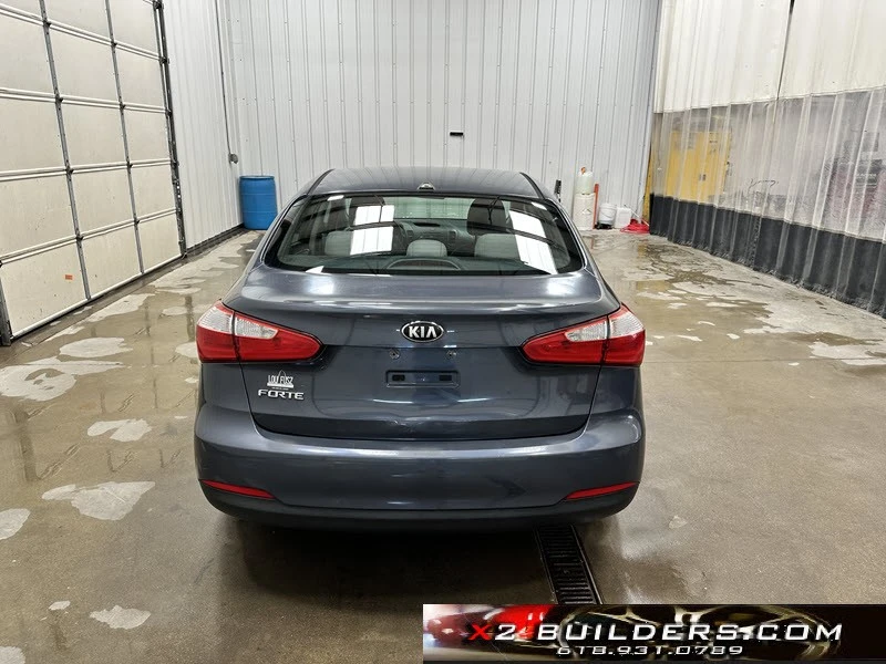 2015 Kia Forte - Image 5 of 21