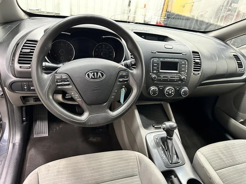 2015 Kia Forte - Image 8 of 12