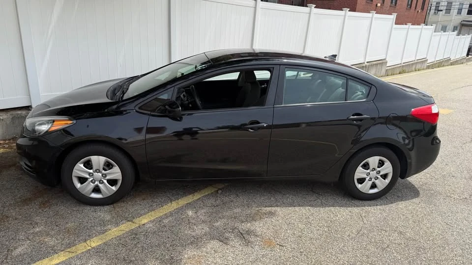 2015 Kia Forte - Image 3 of 11