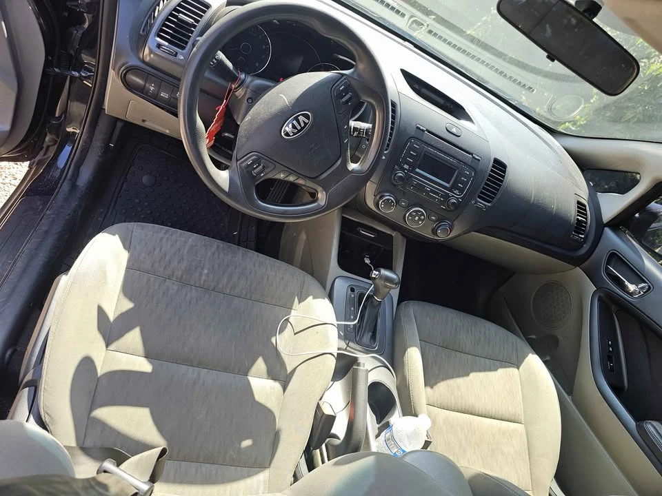 2015 Kia Forte - Image 13 of 19