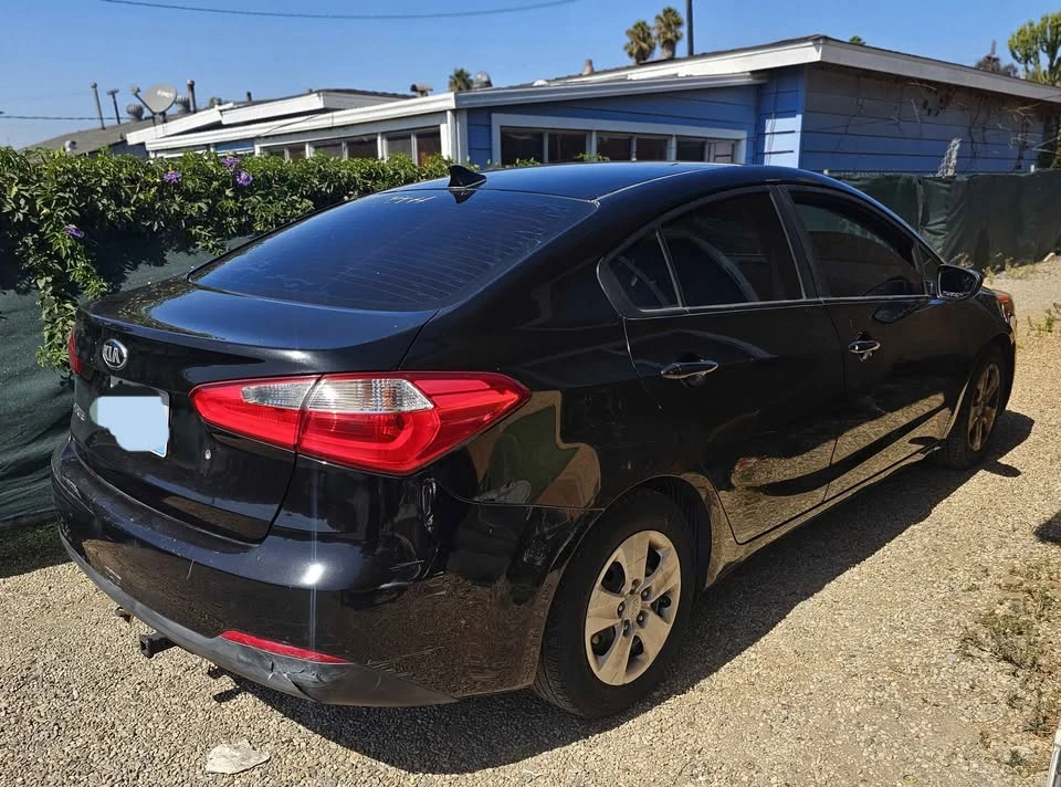 2015 Kia Forte - Image 7 of 19