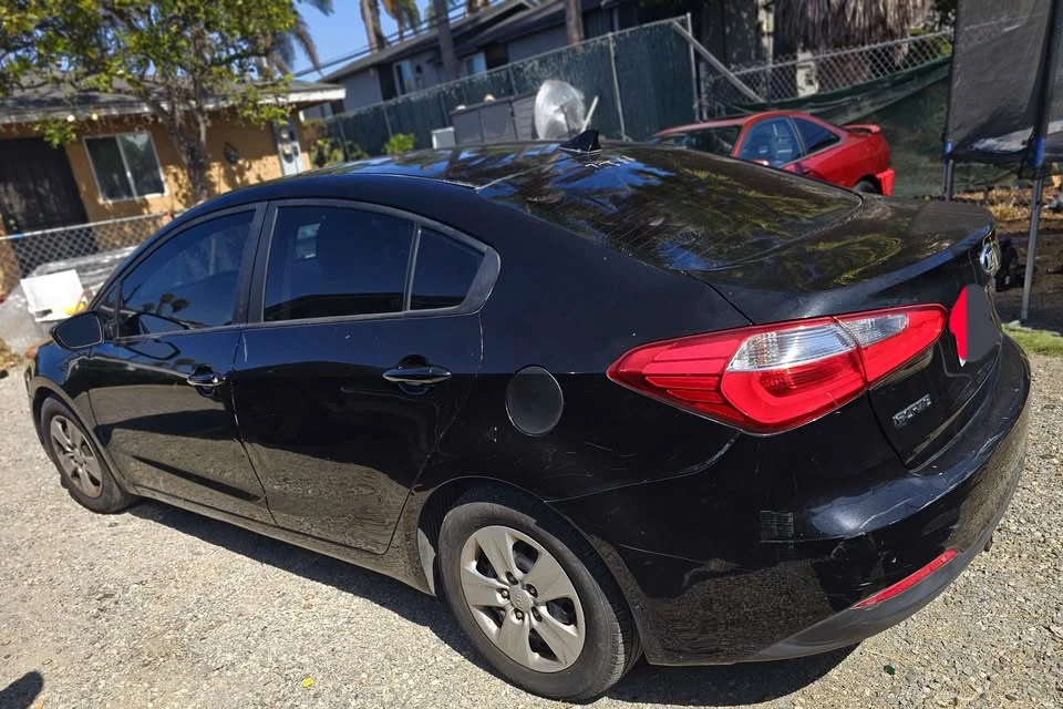 2015 Kia Forte - Image 17 of 19